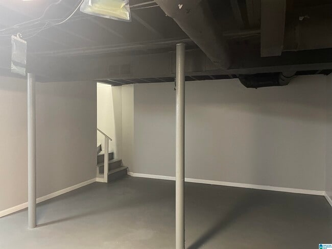 Building Photo - 3801 Rockbrook Cir