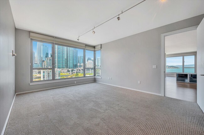 Building Photo - 219 Brannan St
