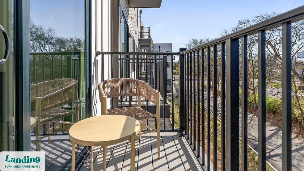 Building Photo - 2708 Old Lebanon Pike