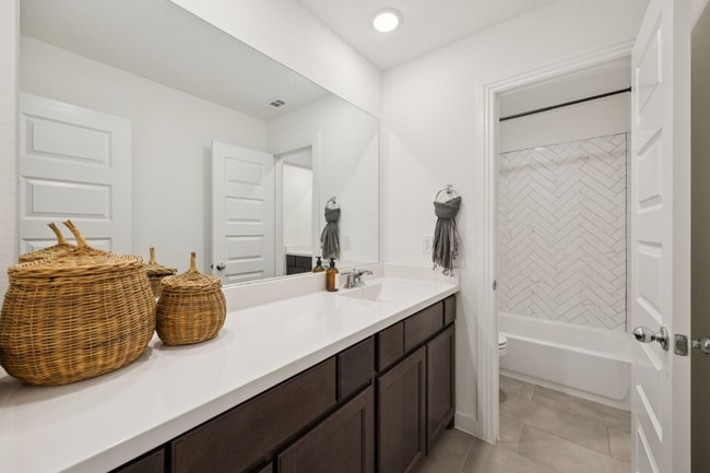 Building Photo - 448 Wildwood Ct