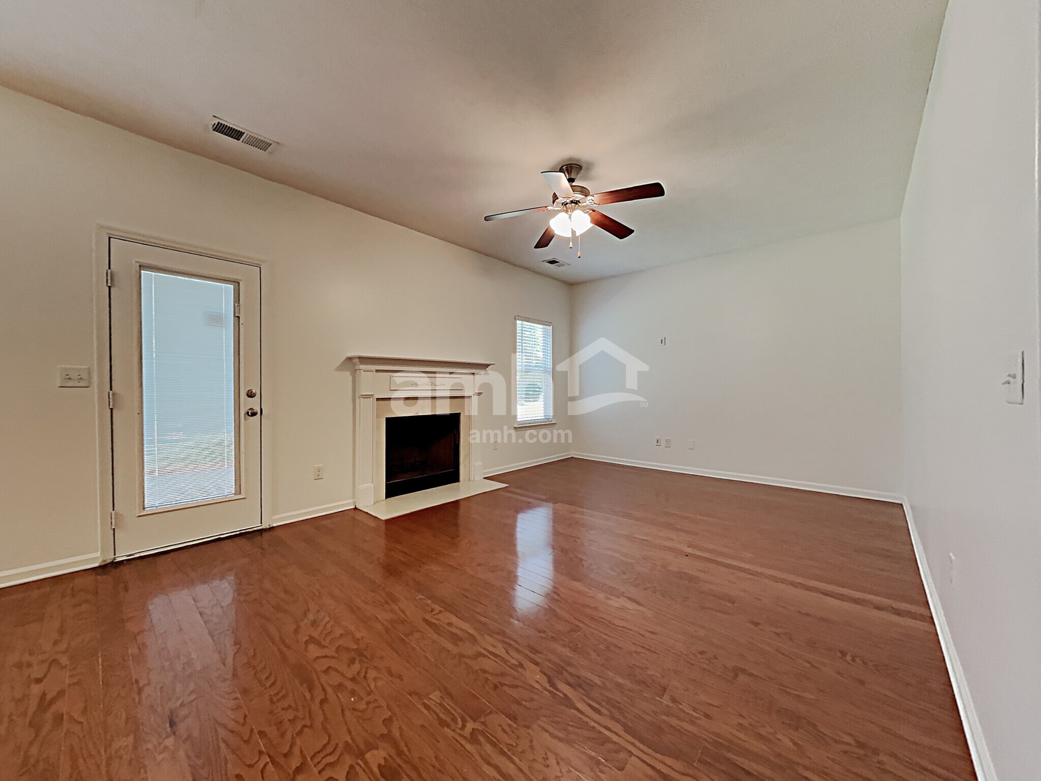 Building Photo - 1731 Freiburg Dr