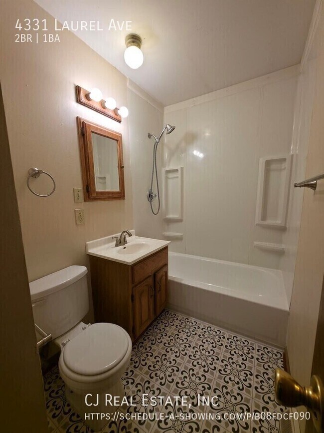 Building Photo - 4331 Laurel Ave