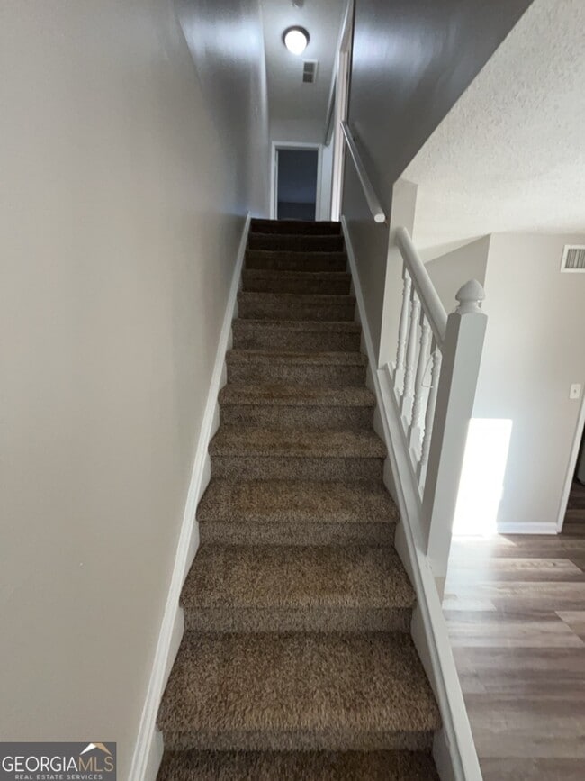 Building Photo - 6349 Holcomb Way