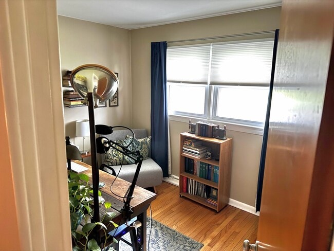 Building Photo - Updated 3-Bedroom Home in Dalton with Garage & Fenced Backyard – $2,800