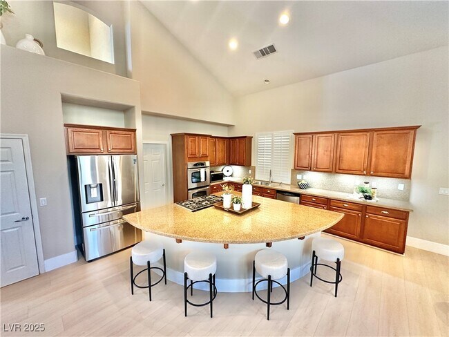 Building Photo - 858 La Sconsa Dr