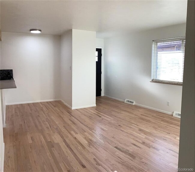 Building Photo - 2463 S Corona St