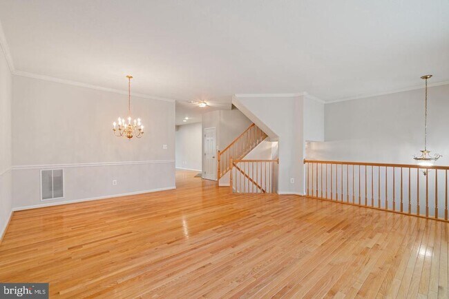Building Photo - 13280 Maple Creek Ln