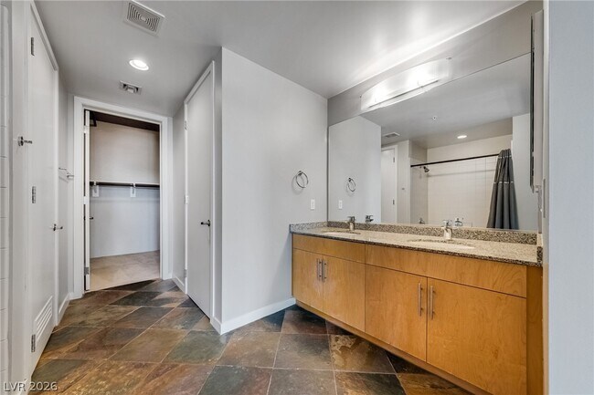 Building Photo - 353 E Bonneville Ave