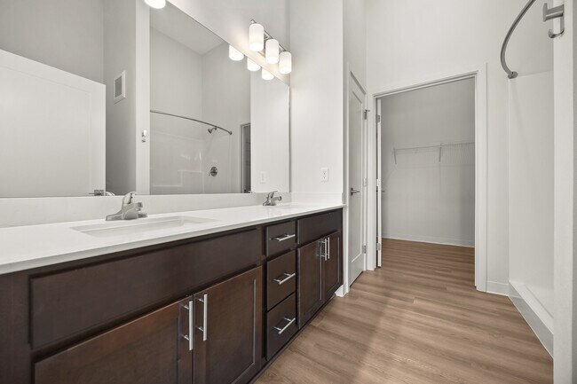 Building Photo - The Middlebrook Lofts