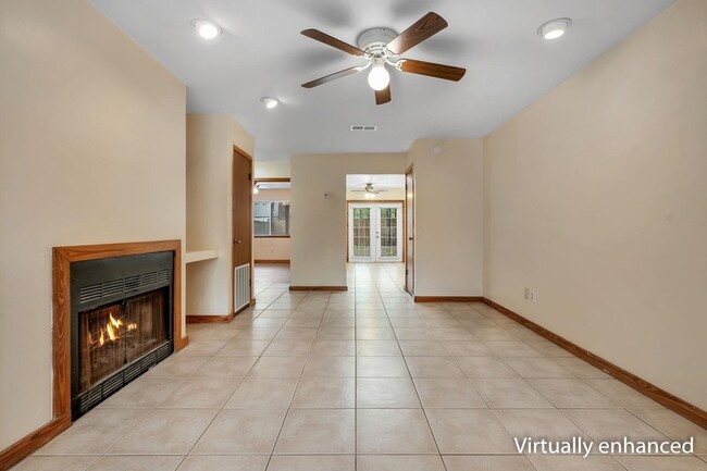 Building Photo - 2008 E Park Ave