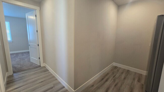 Building Photo - Brand new Mother in Law Suite Available!