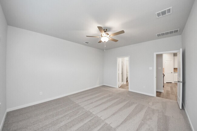 Building Photo - 32939 Silver Mdw Wy