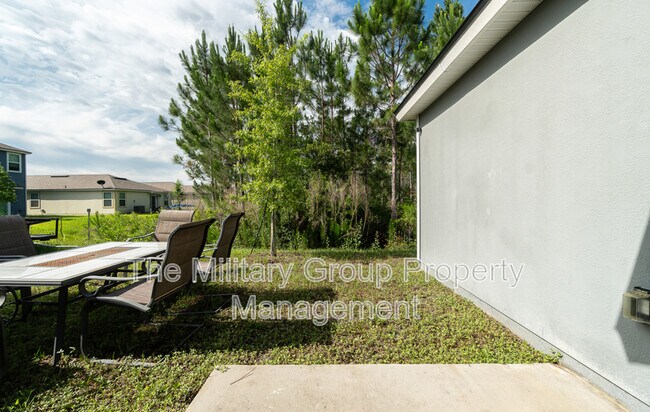 Building Photo - 15668 Strawberry Roan Ct