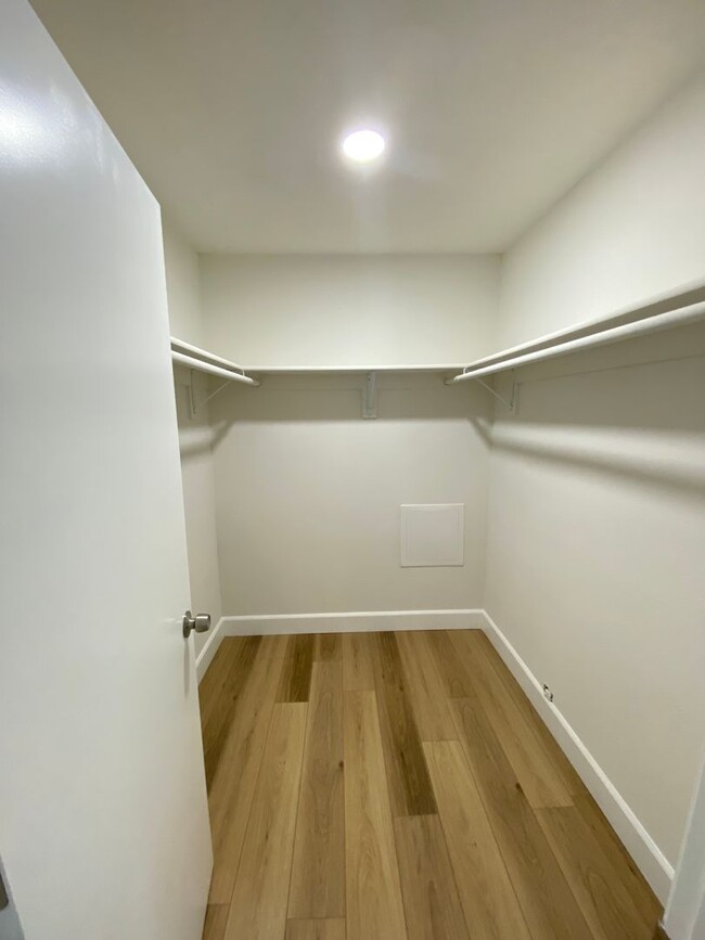 Building Photo - Completely Remodeled 3 Bedroom Cypress Hou...