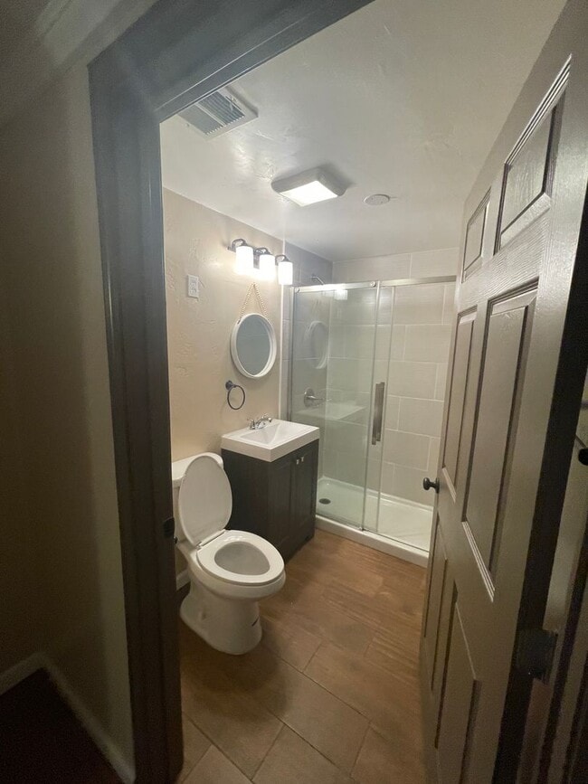 Building Photo - 1880 S Espina St