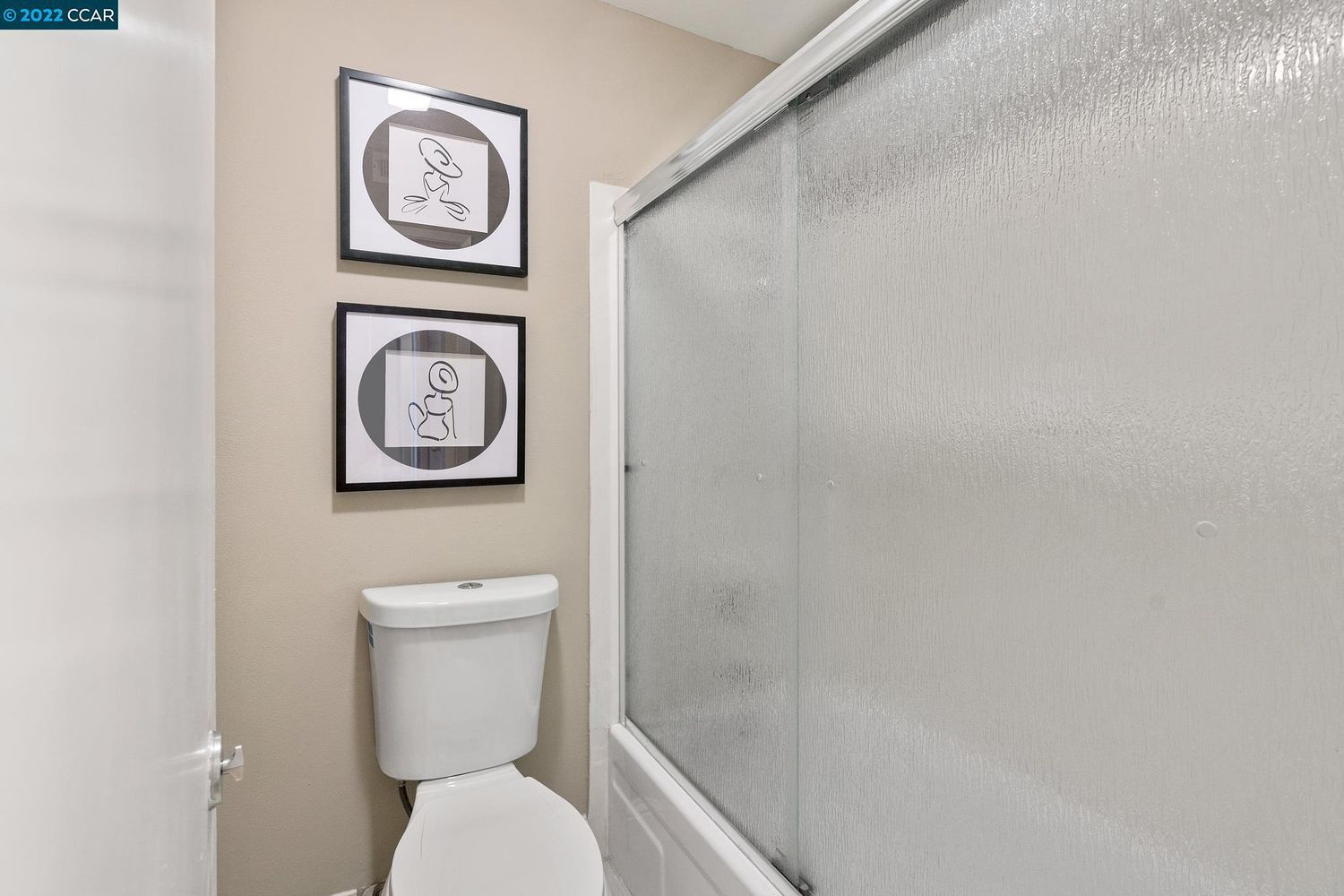 Building Photo - 300 N Civic Dr #313