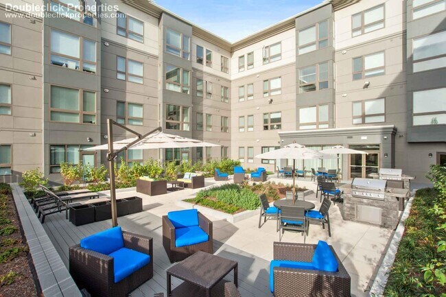 Building Photo - 180 Eastern Ave