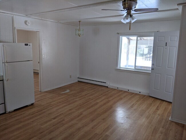 Building Photo - N. Conway Apartments