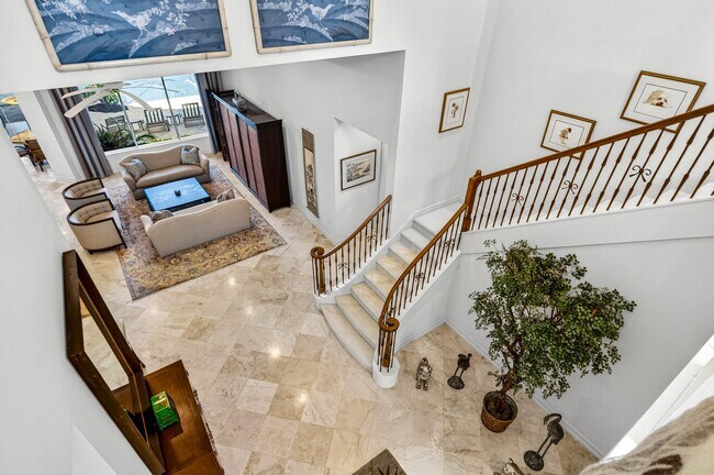 Building Photo - 123 Sunesta Cove Dr