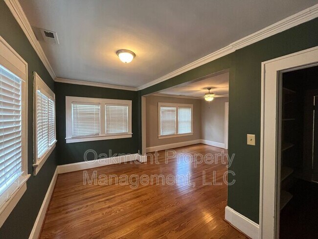 Building Photo - 105 Peachtree Street