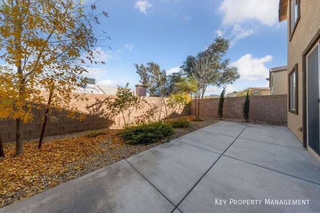 Building Photo - 2324 Mundare-