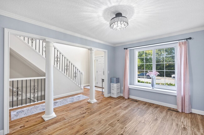 Building Photo - 11335 Nightingale Cv