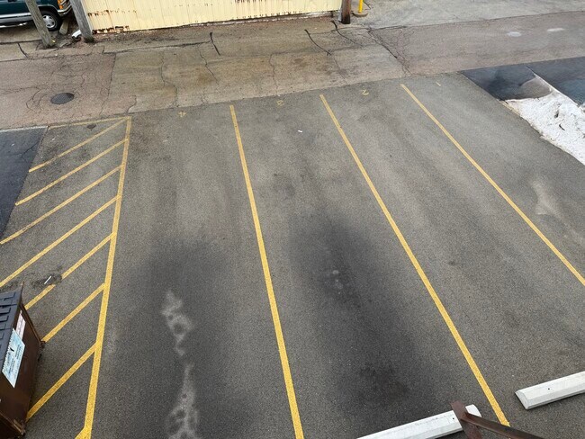 Building Photo - 134 W State St