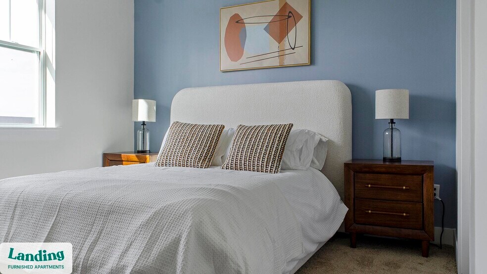 Building Photo - 901 Kelly Green Ln