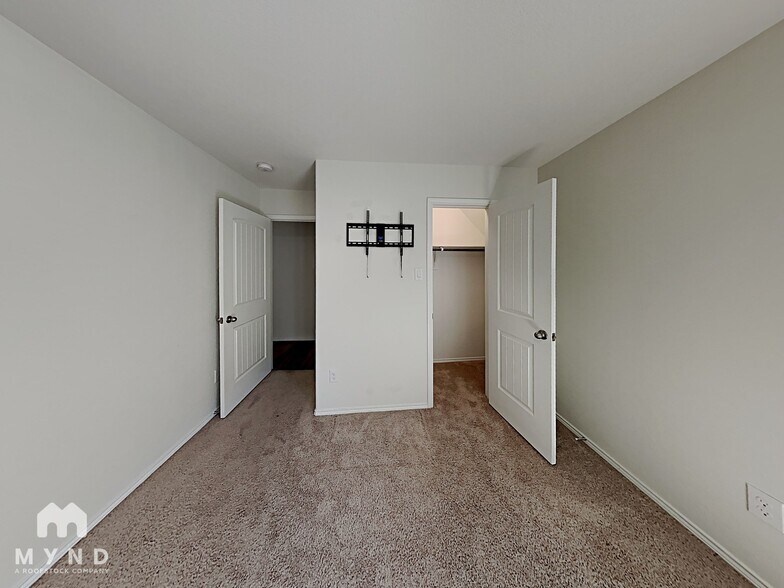 Building Photo - 2436 Dolostone Dr