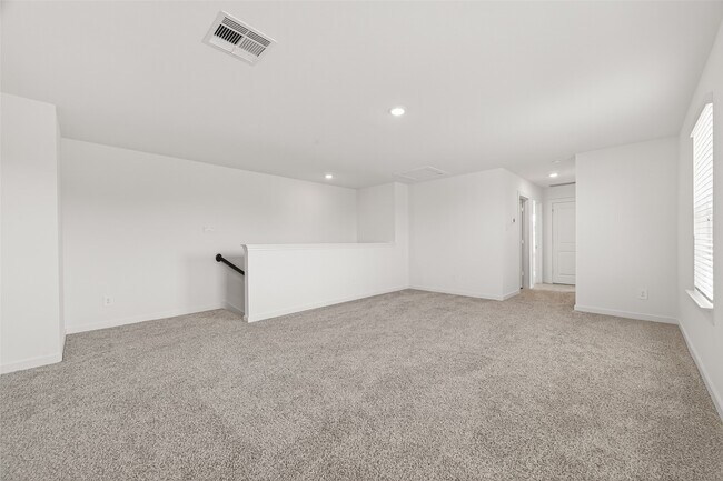 Building Photo - 4323 Camden Lakes St