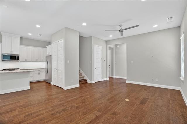Building Photo - 6330 Oakbend Cir