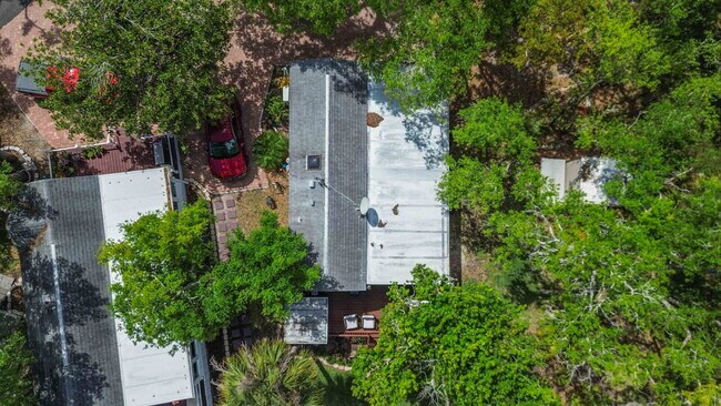 Building Photo - "Ramblers Rest Resort - 1 bed 1 bath home"