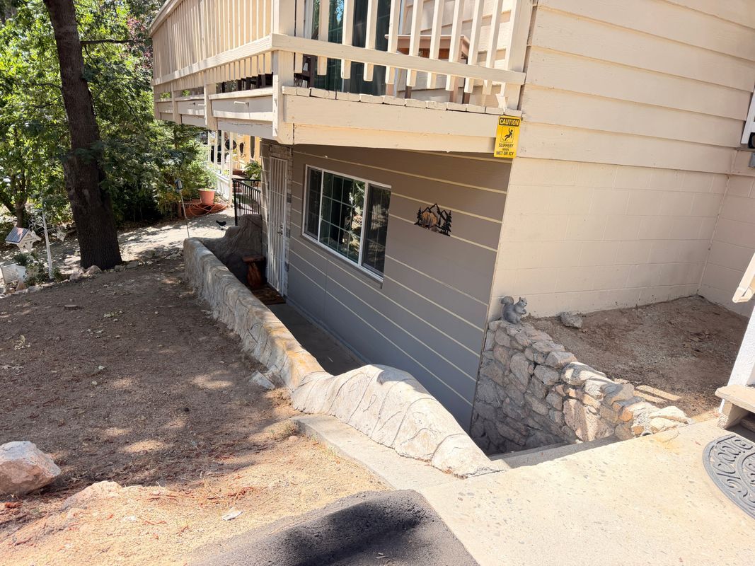 Building Photo - 31162 All View Dr
