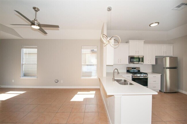 Building Photo - 141 Kype Cove
