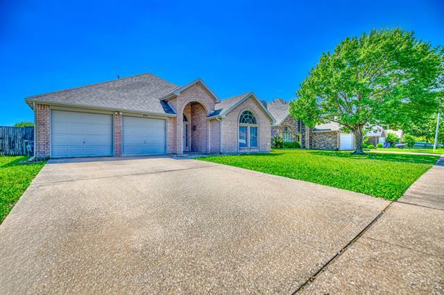 Building Photo - 8001 Spinnaker Cove
