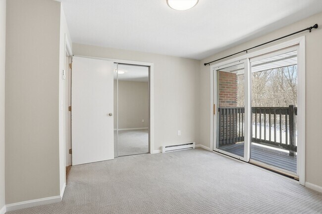 Building Photo - 39 Pleasant St