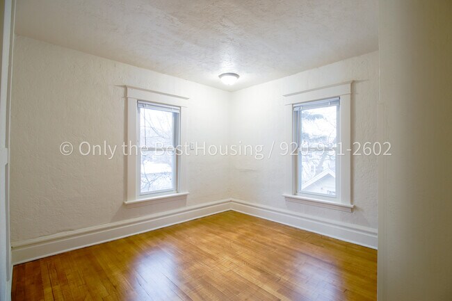 Building Photo - 846 Franklin St