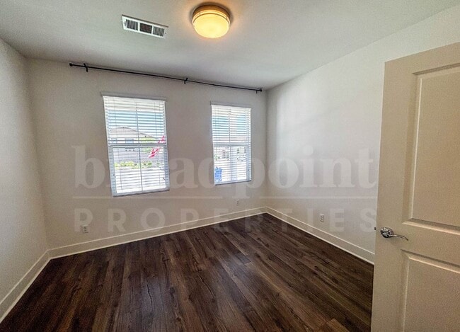 Building Photo - 35759 Garrano Ln