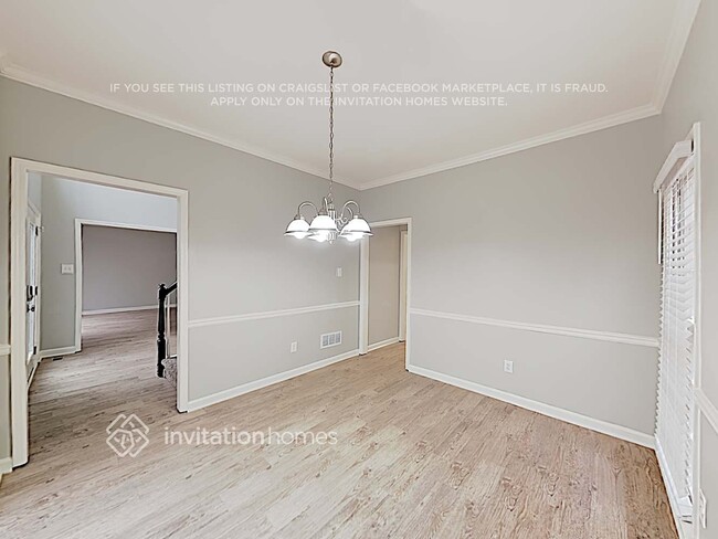 Building Photo - 3620 Broken Arrow Dr