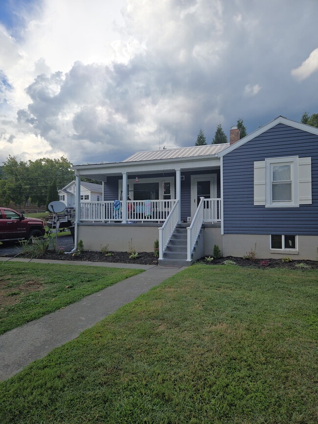 Primary Photo - 782 Pat Ball Rd