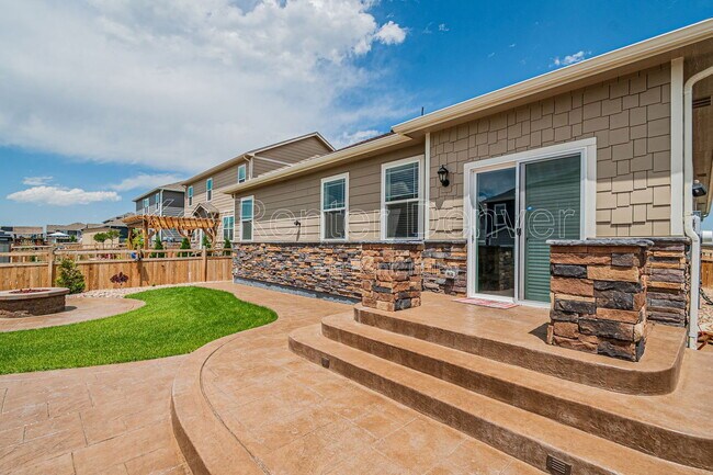 Building Photo - 6037 N Halifax Ct
