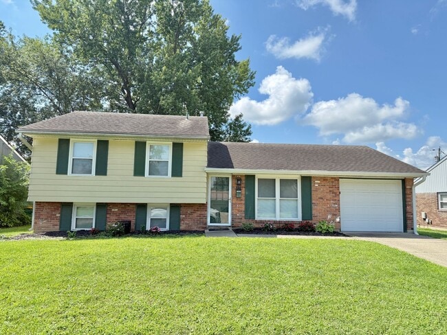 Primary Photo - 575 W Market St