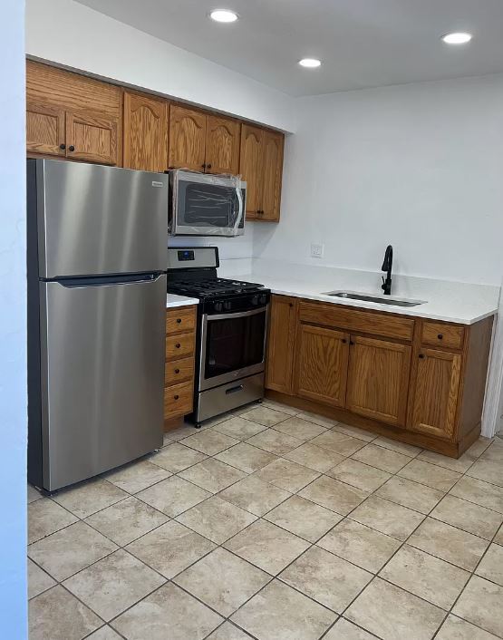 Building Photo - 2941 N Edith Blvd