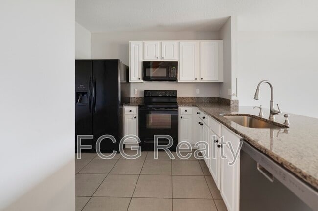 Building Photo - 312 Arbor Lakes Dr