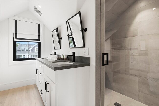 Building Photo - 3 Old Mill Ct