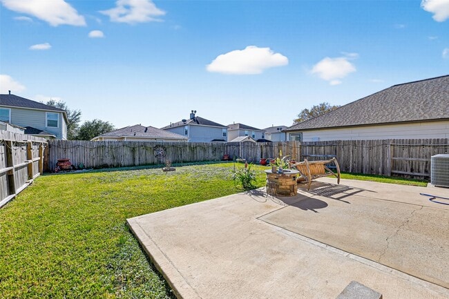 Building Photo - 20631 Tayman Oaks Dr