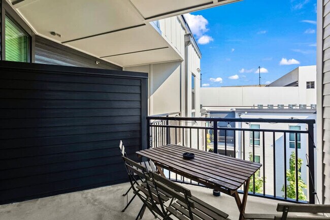 Building Photo - 455 14th St NW