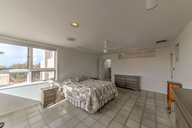 Building Photo - SANDIA HEIGHTS EXECUTIVE RENTAL 2+Story 3B...