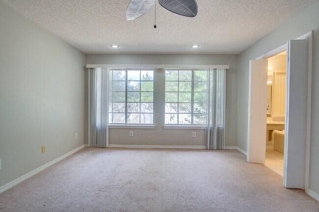 Building Photo - Pool Home with Office, Two Primary Suites ...