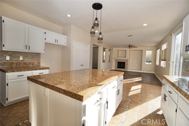 Building Photo - 35829 Country Park Dr